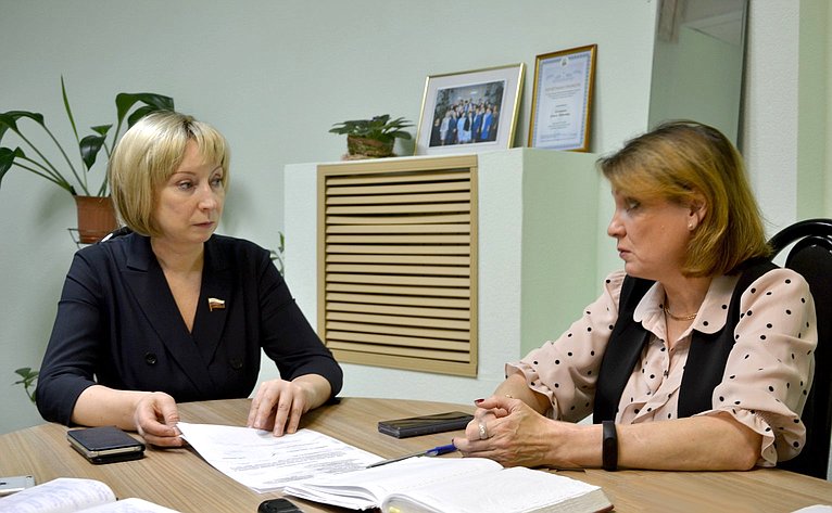 Римма Галушина провела встречу с представителями образовательных учреждений