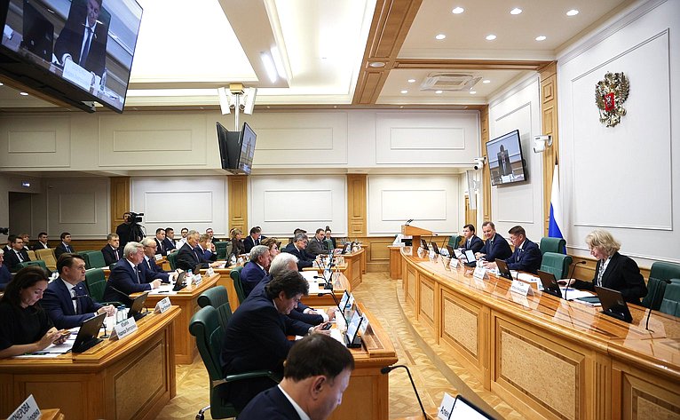 Расширенное заседание Комитета Совета Федерации по федеративному устройству, региональной политике, местному самоуправлению и делам Севера