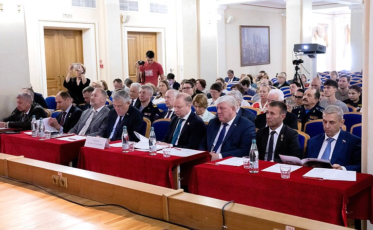 Совещание Комитета СФ по обороне и безопасности «Военно-патриотическое воспитание подрастающего поколения»