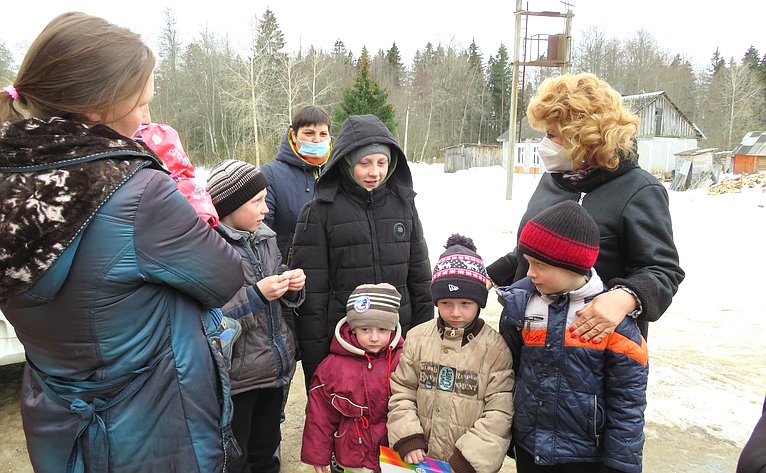 Нина Куликовских организовала Акцию «Забота» в Смоленской области