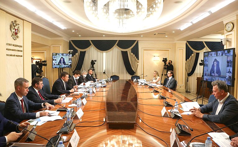 Заседание Совета по развитию финансового рынка при СФ