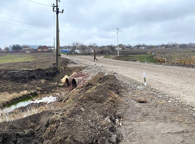 При содействии Игоря Кастюкевича в поселке Верхний Рогачик Херсонской области отремонтировали два моста