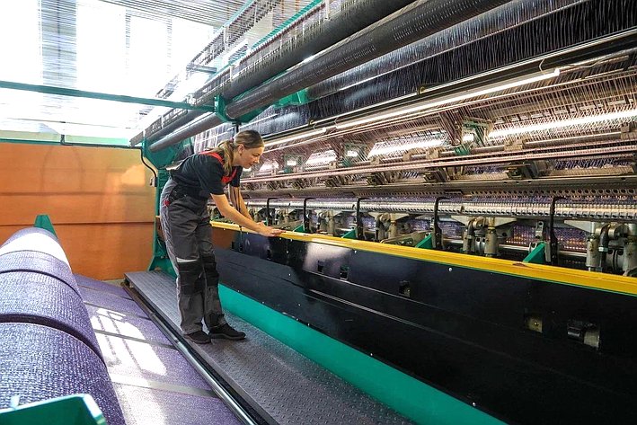 Павел Тараканов посетил два инвестиционных объекта – кондитерскую фабрику и цех по производству сетки для упаковки сельскохозяйственной продукции