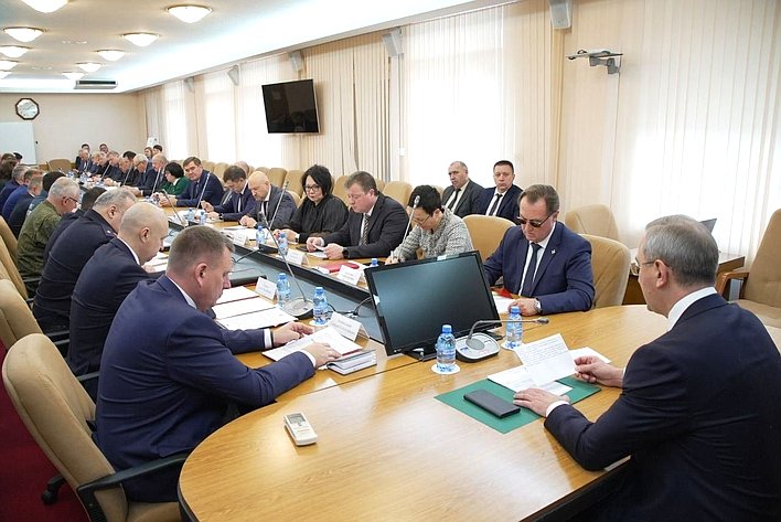 Александр Савин принял участие в первом заседании оперативного штаба Калужской области по режиму повышенной готовности