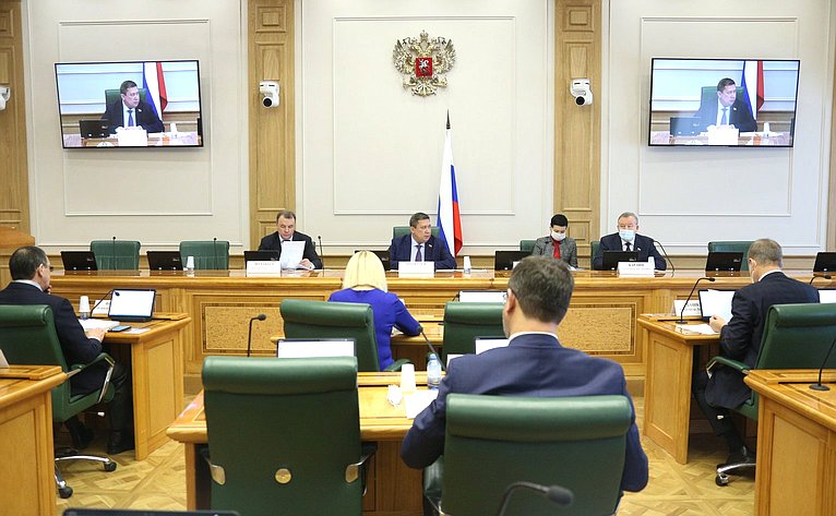 Заседание Комитета СФ по конституционному законодательству и государственному строительству