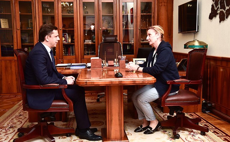 Встреча заместителя Председателя СФ Инны Святенко с Губернатором Орловской области Андреем Клычковым