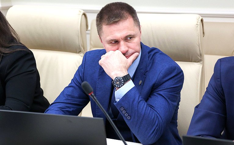 Заседание Комитета Совета Федерации по Регламенту и организации парламентской деятельности