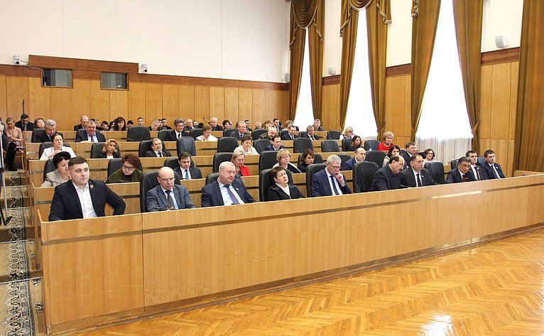 Лилия Гумерова провела в Уфе совещание по обсуждению предложенных Президентом РФ поправок в Конституцию России