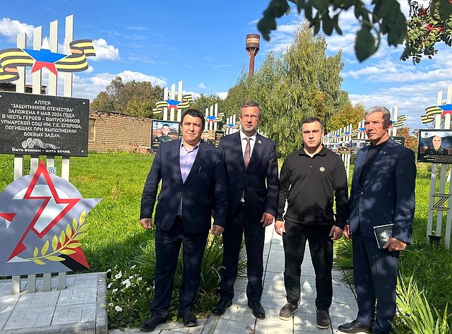 Николай Владимиров провел прием граждан вместе с участником программы «Время СВОих» Иваном Ярусовым