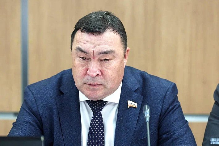 Александр Новьюхов