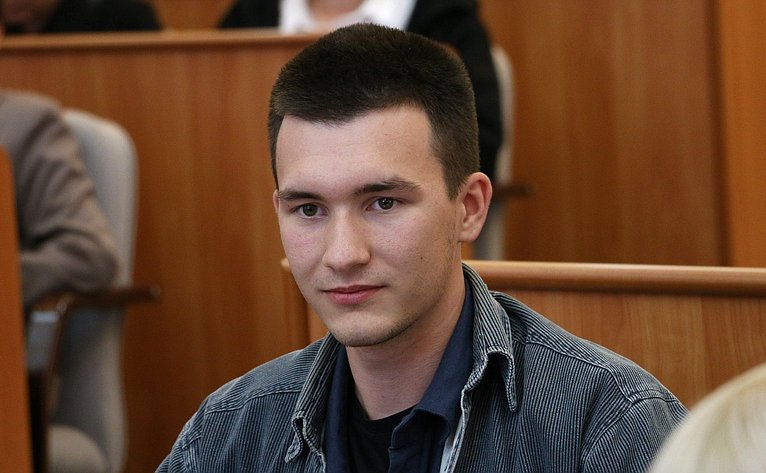 Александр Жуков принял участие в подведении итогов прошедшей в регионе первой «Школы молодого парламентария»