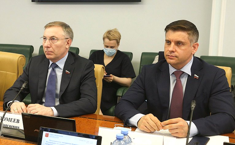 Расширенное заседание Комитета СФ по социальной политике