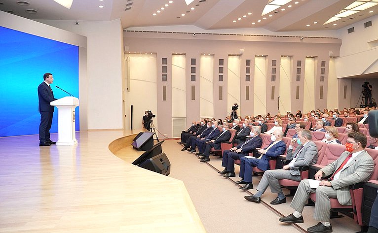 Фарит Мухаметшин принял участие в мероприятии в Самаре, на котором губернатор выступил с ежегодным посланием