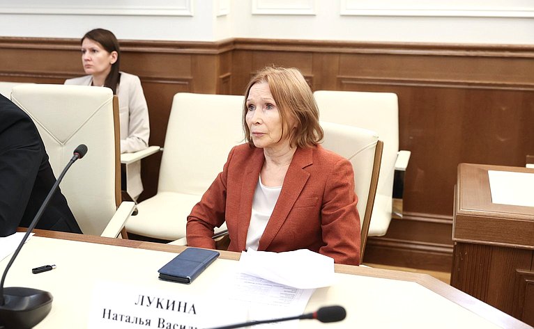 Совещание «О результатах правоприменения федерального закона (от 02.07.2021 № 304-ФЗ), направленного на федерализацию полномочий по лесоустройству»