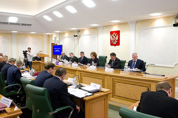 16-12 В. Матвиенко Совместное заседание Комитетов СФ на тему 