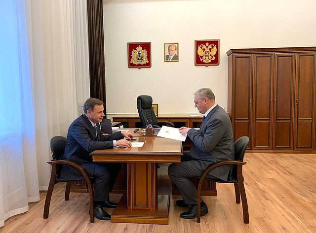 Виктор Новожилов в рамках региональной недели провел ряд рабочих встреч в Архангельской области