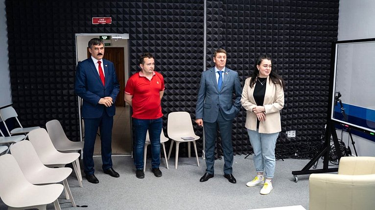 Андрей Шевченко посетил праздничные мероприятия в Оренбурге, провел встречу со студентами и приём граждан