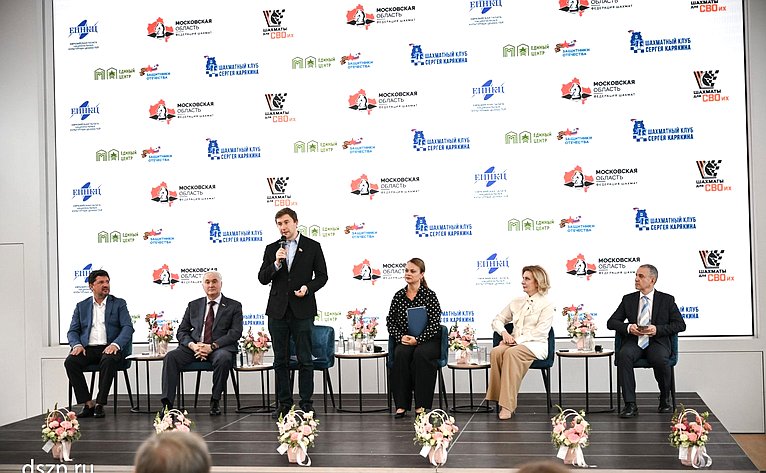 Заместитель Председателя Совета Федерации Инна Святенко приняла участие в открытии шахматного клуба и совещании на тему «Вовлечение участников СВО в физическую культуру и спорт»