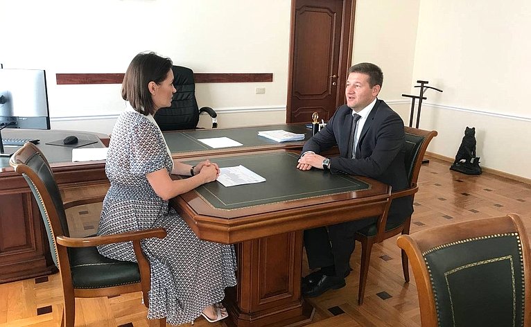Маргарита Павлова провела рабочую встречу с ректором ЮУрГУ