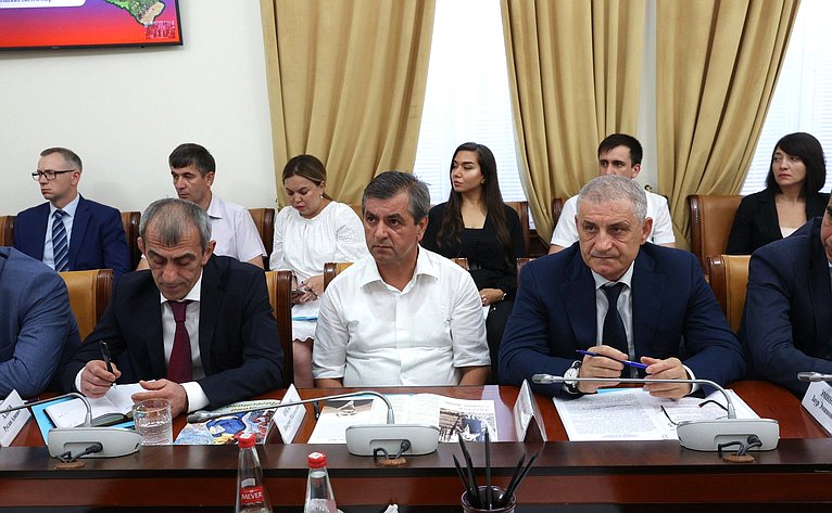 Совещание «О первоочередных задачах социально-экономического развития Республики Дагестан»