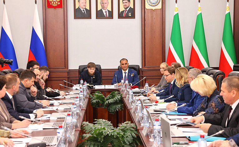 Мохмад Ахмадов провел выездное заседание Экспертного совета по физической культуре и спорту при Комитете СФ по социальной политике