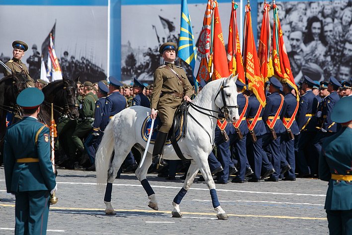 Военный парад по случаю 70-летия Победы в Великой Отечественной войне