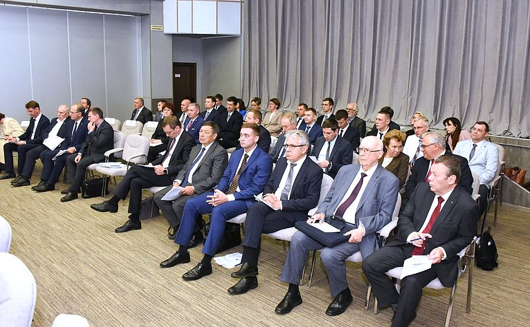 Выездное заседание Комитета СФ по обороне и безопасности на тему развития фундаментальной науки и ее роли в укреплении обороноспособности страны
