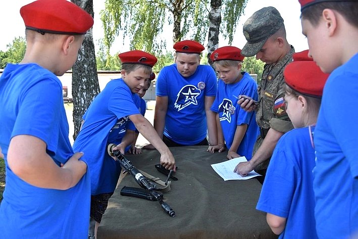 Торжественное открытие детско-юношеской военно-спортивной игре «Zарница» в городе Смоленск