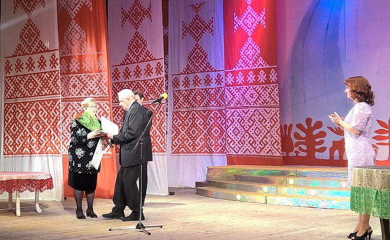 В. Марков принял участие в юбилейном мероприятии, посвященном 25-летию Национального музыкально-драматического театра Республики Коми