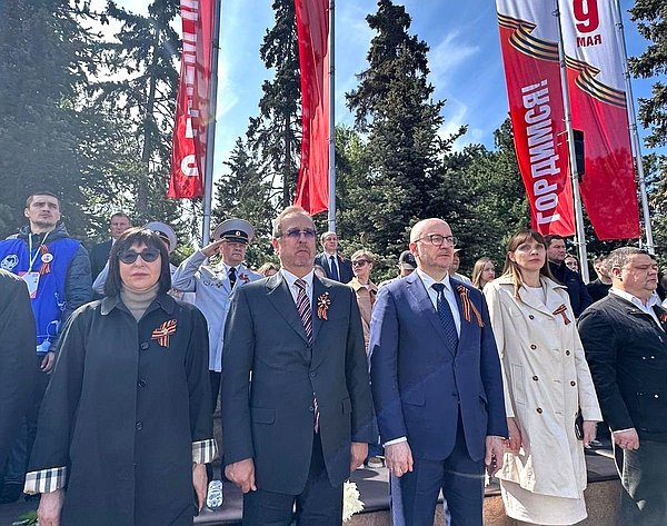 Олег Цепкин принял участие в прошедших в Челябинске торжественных мероприятиях, посвящённых празднованию 80-летию Великой Победы