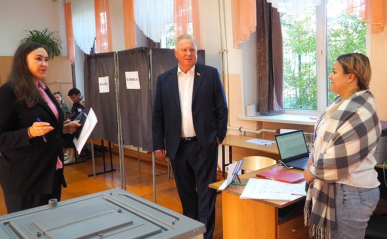 Вячеслав Наговицын в Единый день голосования проголосовал на выборах депутатов Народного Хурала