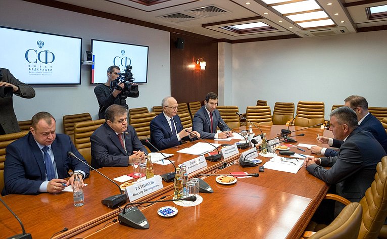 Встреча В. Джабарова и Ф. Мухаметшина с Президентом Приднестровской Молдавской Республики В. Красносельским