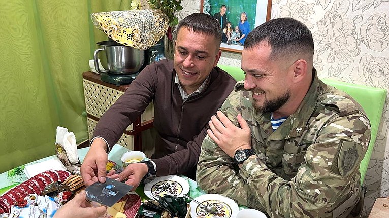 Айрат Гибатдинов поздравил ульяновцев с Днем пожилого человека