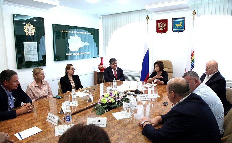 Владимир Джабаров провел встречу с председателем регионального парламента Любовью Павловой