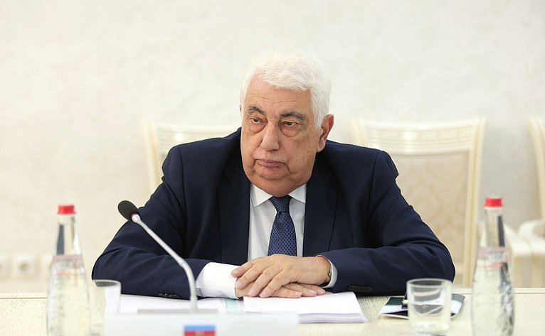 Заседание Постоянной комиссии МПА СНГ по изучению опыта государственного строительства и местного самоуправления (автор: Пресс-служба Министерства экономики и территориального развития Республики Дагестан)