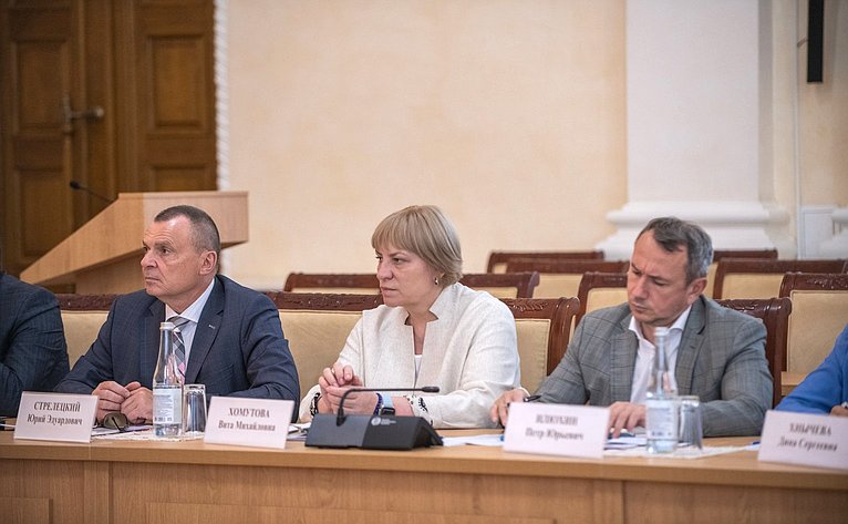 Выездное заседание Комитета СФ по науке, образованию и культуре «Целевое обучение как эффективный механизм подготовки кадров и их закрепления на рынке труда: опыт Смоленской области»