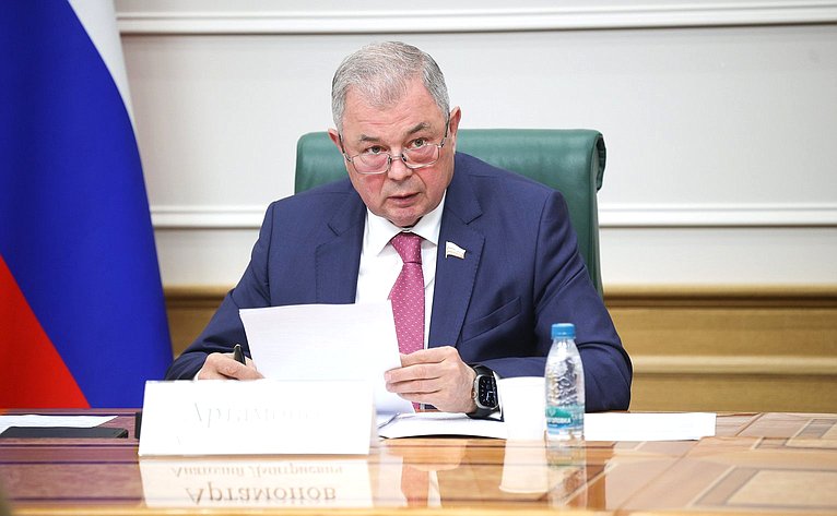 Анатолий Артамонов