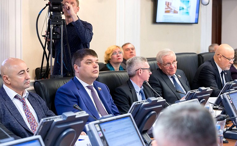 Заседание Комитета по науке, образованию и культуре с участием представителей власти Архангельской области