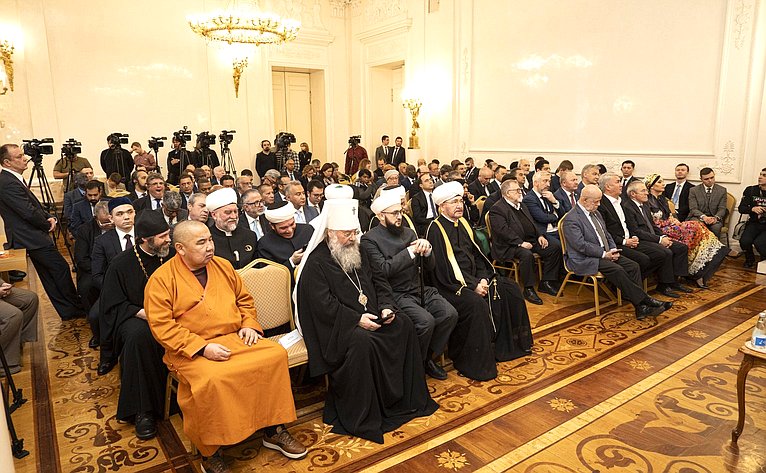 Встреча руководства Группы «Россия – Исламский мир» с послами государств-членов Организации исламского сотрудничества