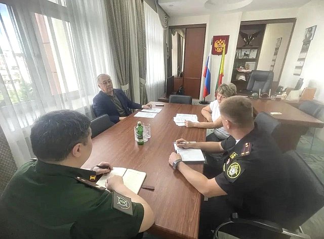 Баир Жамсуев в рамках работы в регионе провел в Чите серию рабочих встреч, посвященных развитию внешнеэкономических связей субъекта и поддержке общественных инициатив