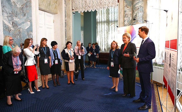 Открытие выставки, посвященной выдающимся достижениям российских женщин-новаторов