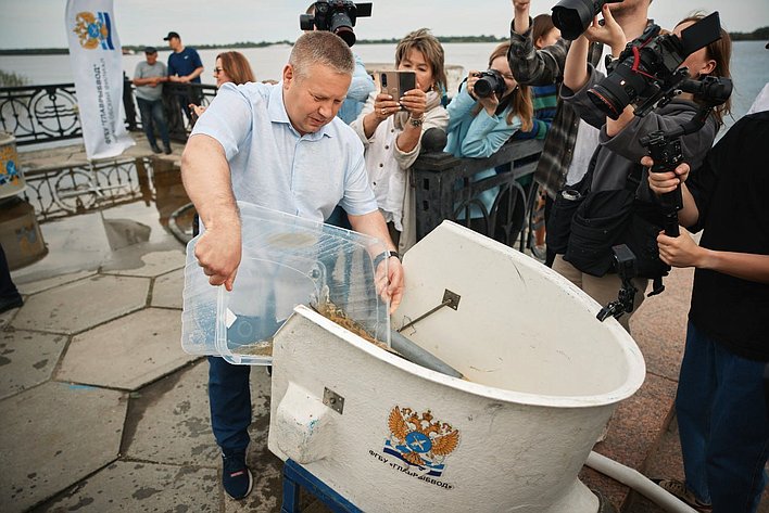 Денис Гусев принимает участие в IV Всероссийском форуме-фестивале «Арктика. Лед тронулся»