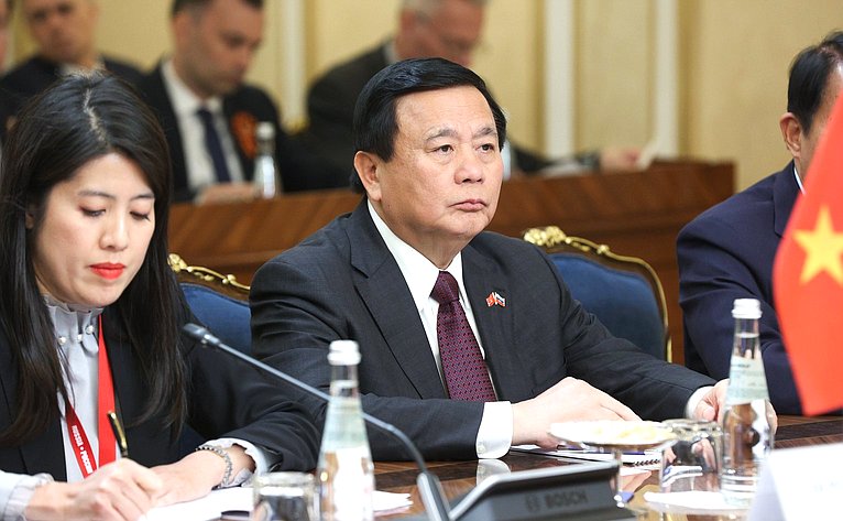 Валентина Матвиенко провела встречу с Генеральным секретарем Центрального комитета Коммунистической партии Вьетнама То Ламом