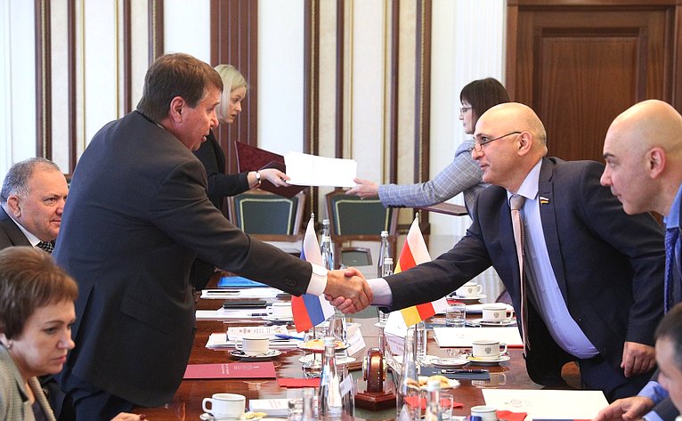 Заседание Комиссии по сотрудничеству СФ и Парламента Республики Южная Осетия