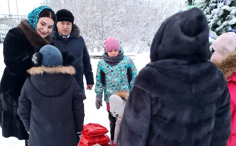Денис Гусев принял участие в новогодней благотворительной акции «Письмо деду Морозу»