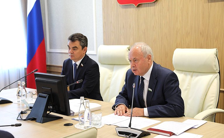 Ирек Ялалов представил информацию о своей деятельности в Совете Федерации на заседании Президиума Государственного Собрания – Курултая Республики Башкортостан