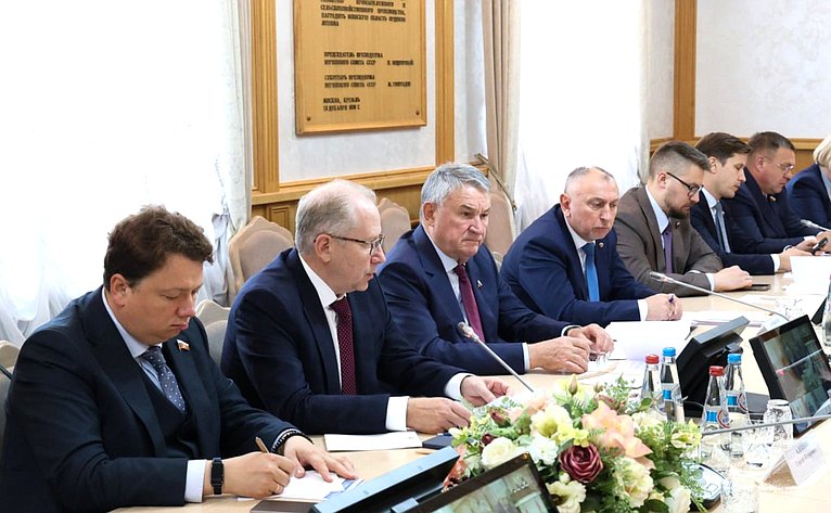 15-е заседание Межпарламентской комиссии Совета Республики Национального собрания Республики Беларусь и Совета Федерации по межрегиональному сотрудничеству (фото: Пресс-служба Совета Республики Национального собрания Беларуси)