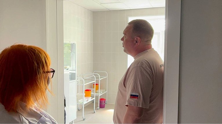 Игорь Кастюкевич посетил амбулаторию в селе Громовка Новотроицкого округа Херсонской области