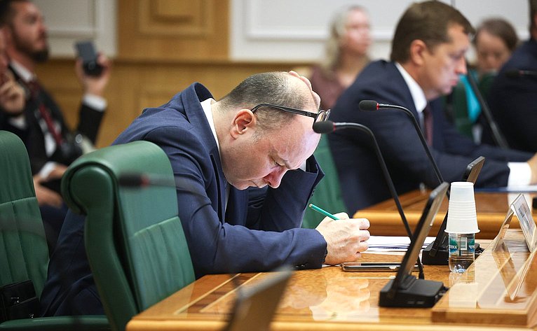 Расширенное заседание Комитета СФ по конституционному законодательству и государственному строительству (в рамках Дней Волгоградской области в Совете Федерации)
