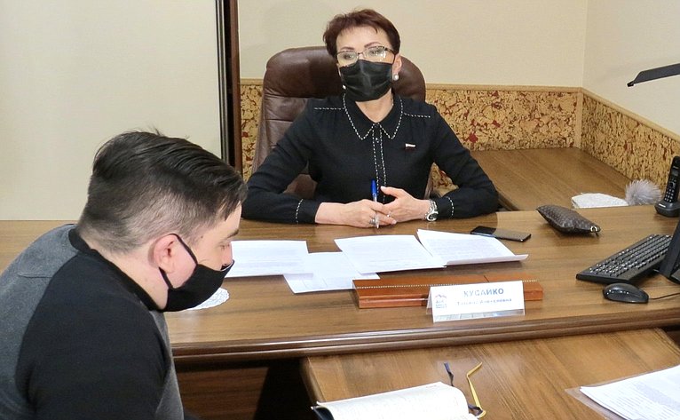 Татьяна Кусайко в рамках рабочей поездки в регион провела приём граждан по личным вопросам